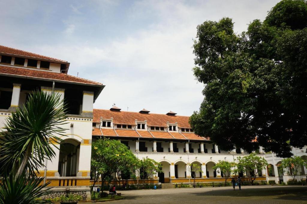 Hotel Grandhika Pemuda Semarang Extérieur photo