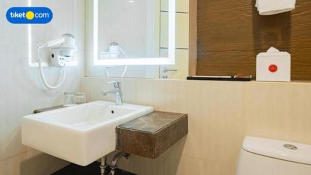 Hotel Grandhika Pemuda Semarang Extérieur photo