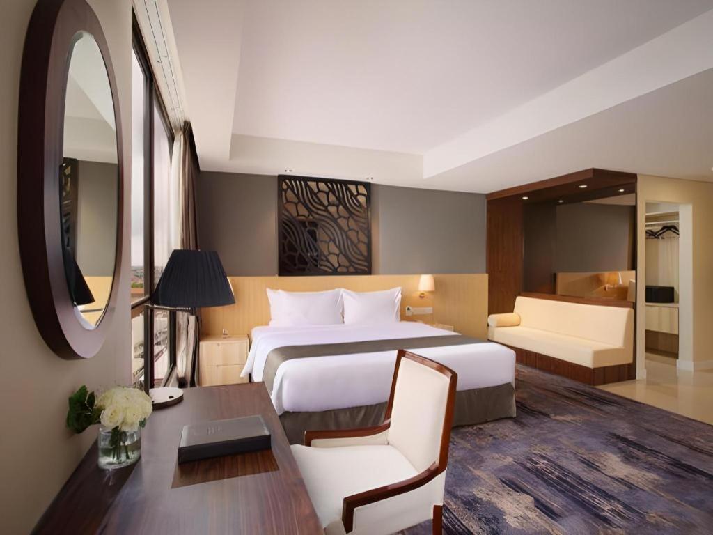 Hotel Grandhika Pemuda Semarang Extérieur photo