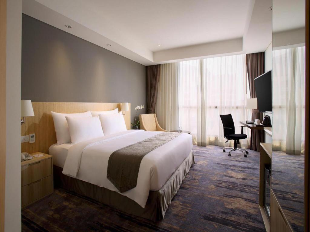 Hotel Grandhika Pemuda Semarang Extérieur photo