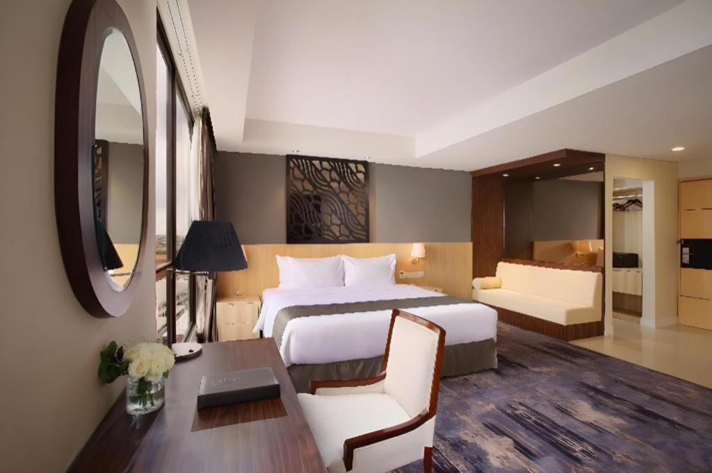 Hotel Grandhika Pemuda Semarang Extérieur photo