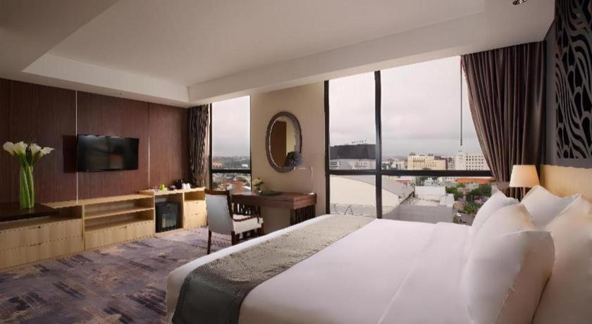 Hotel Grandhika Pemuda Semarang Extérieur photo