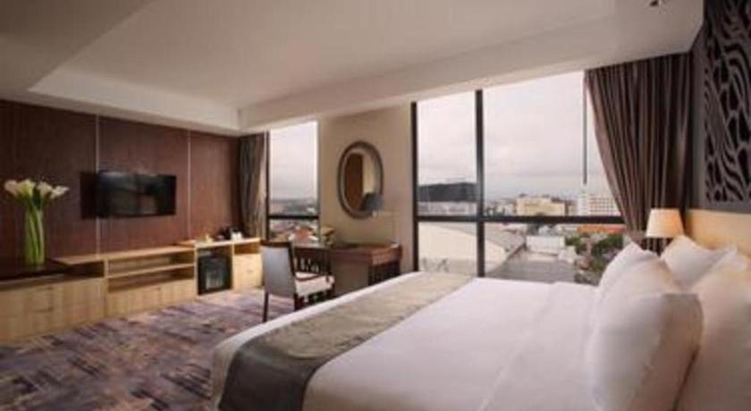 Hotel Grandhika Pemuda Semarang Extérieur photo
