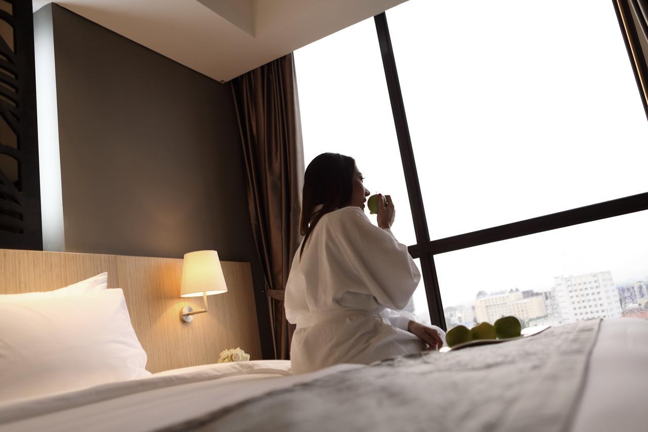 Hotel Grandhika Pemuda Semarang Extérieur photo